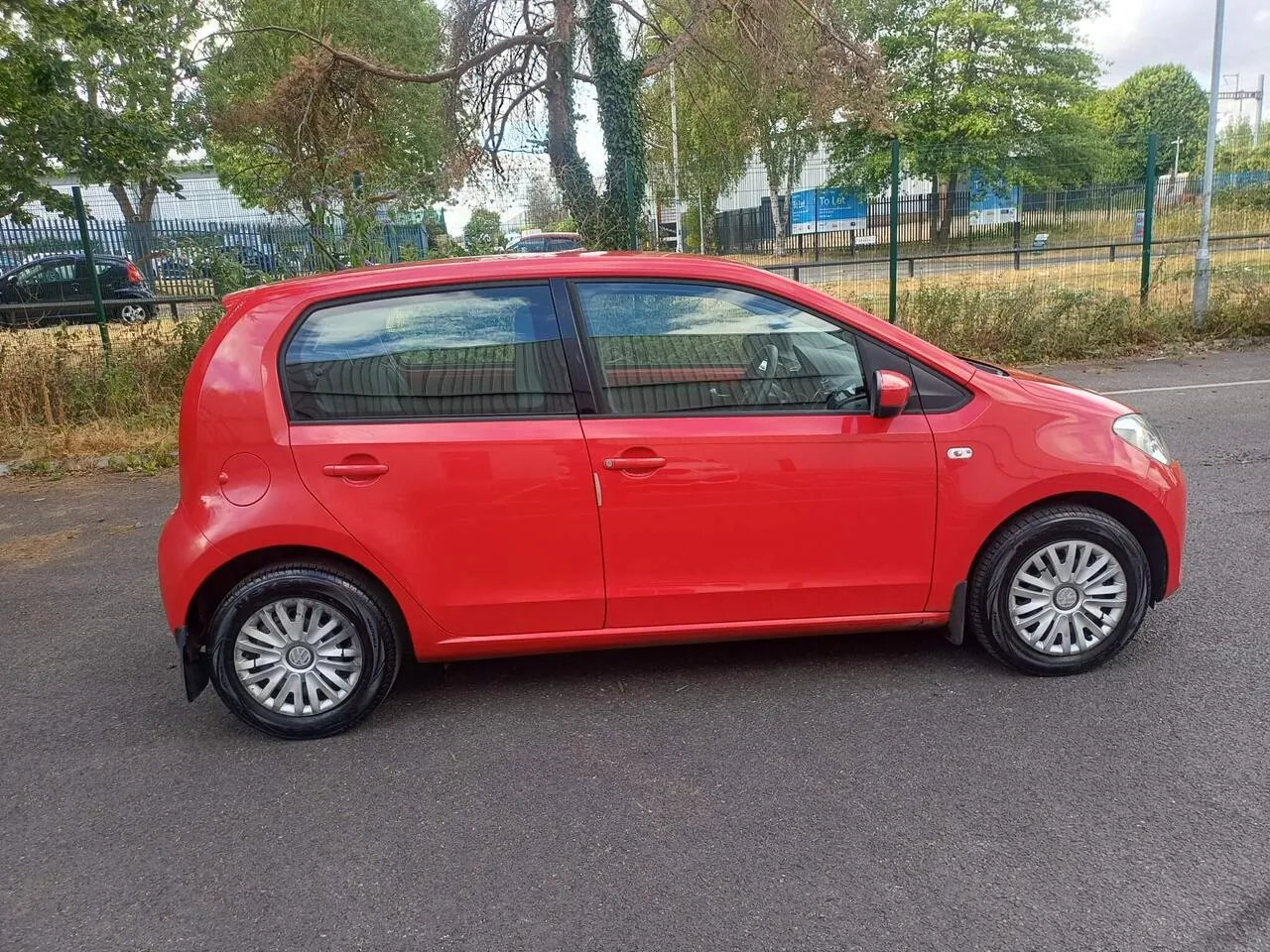 Volkswagen Up 2012 photo 3
