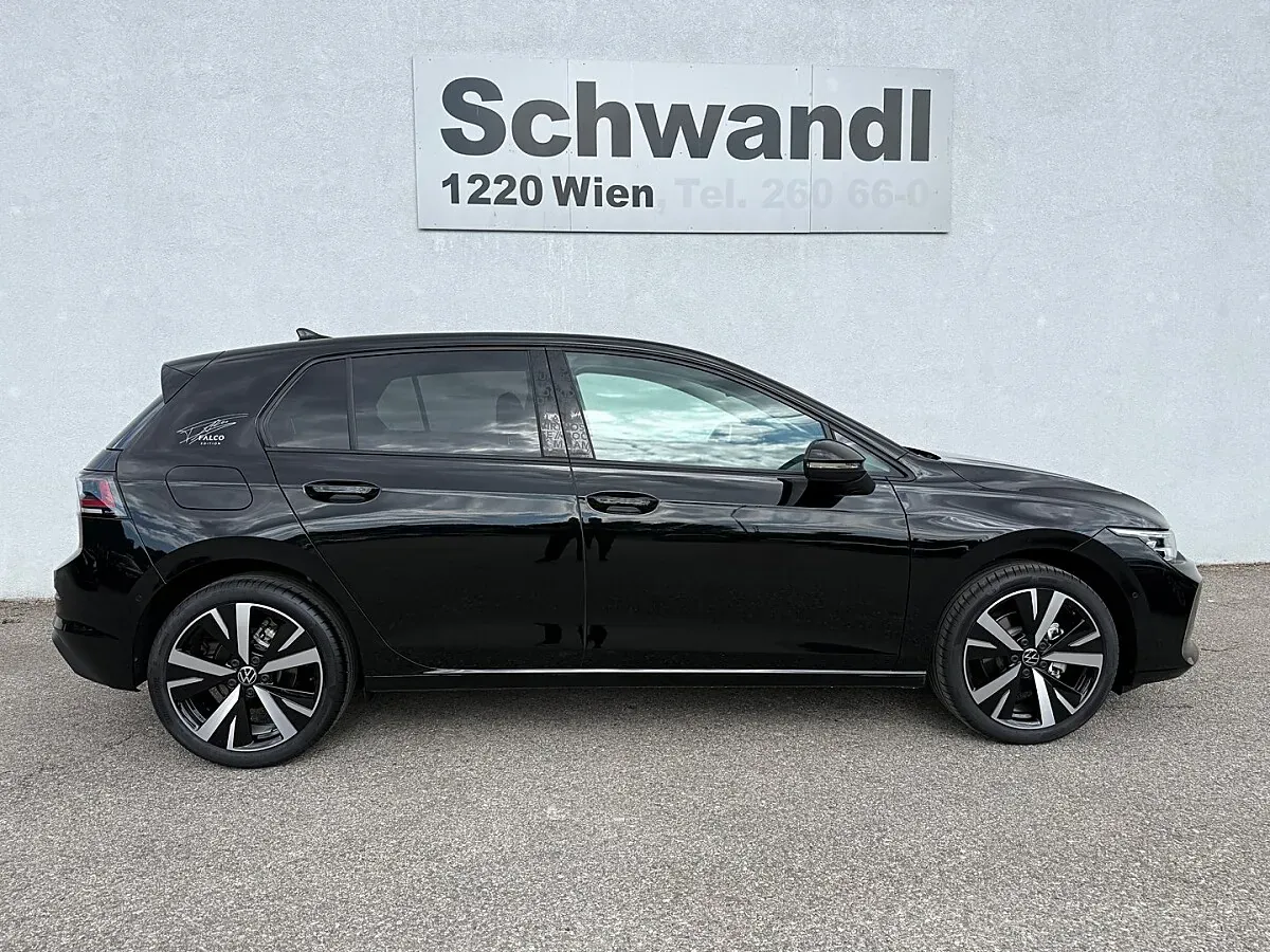 Volkswagen Golf 2026 photo 3