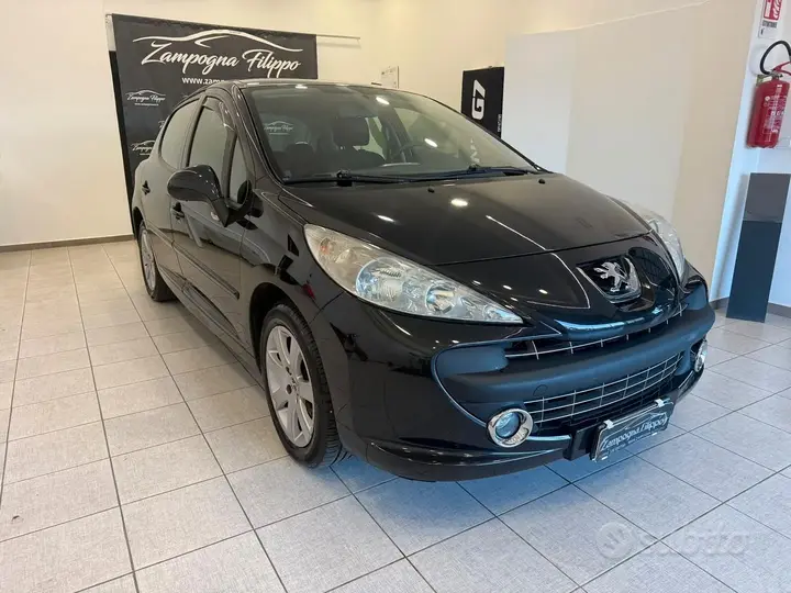 Peugeot 207 2007 photo 3