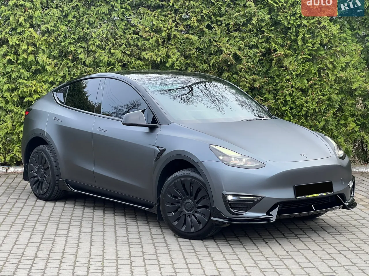 Tesla Model Y 2023 photo 3