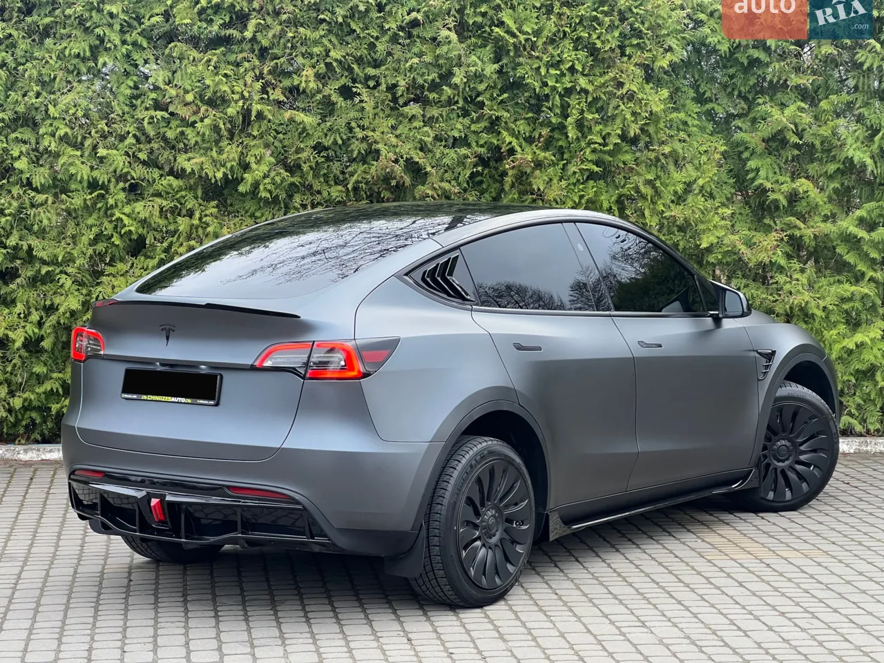 Tesla Model Y 2023 photo 5