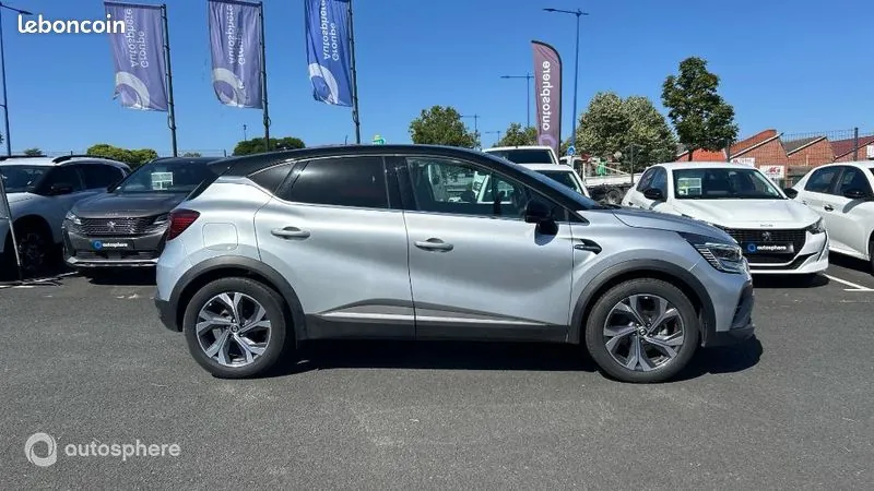 Renault Captur 2023 photo 4
