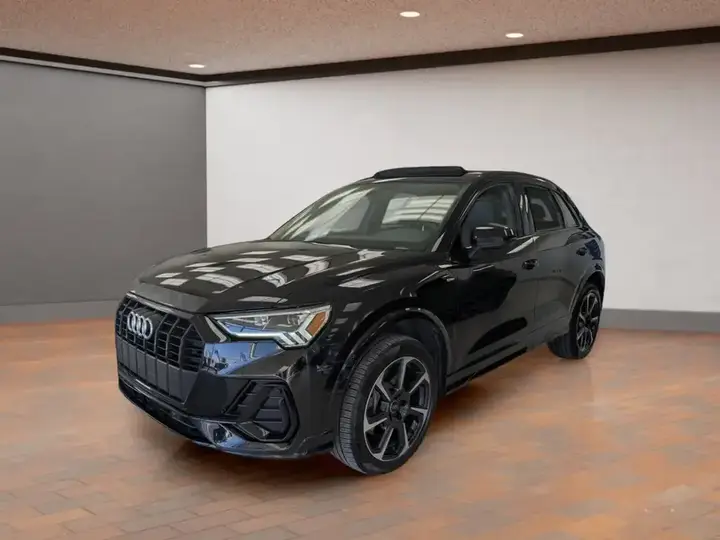 Audi Q3 2023 photo 3