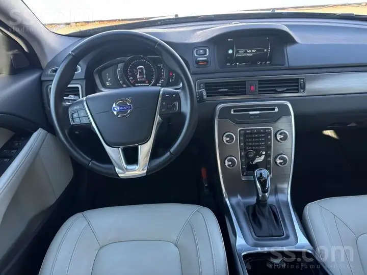 Volvo V70 2016 photo 5