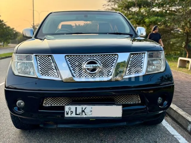 Nissan Navara 2010 photo 3