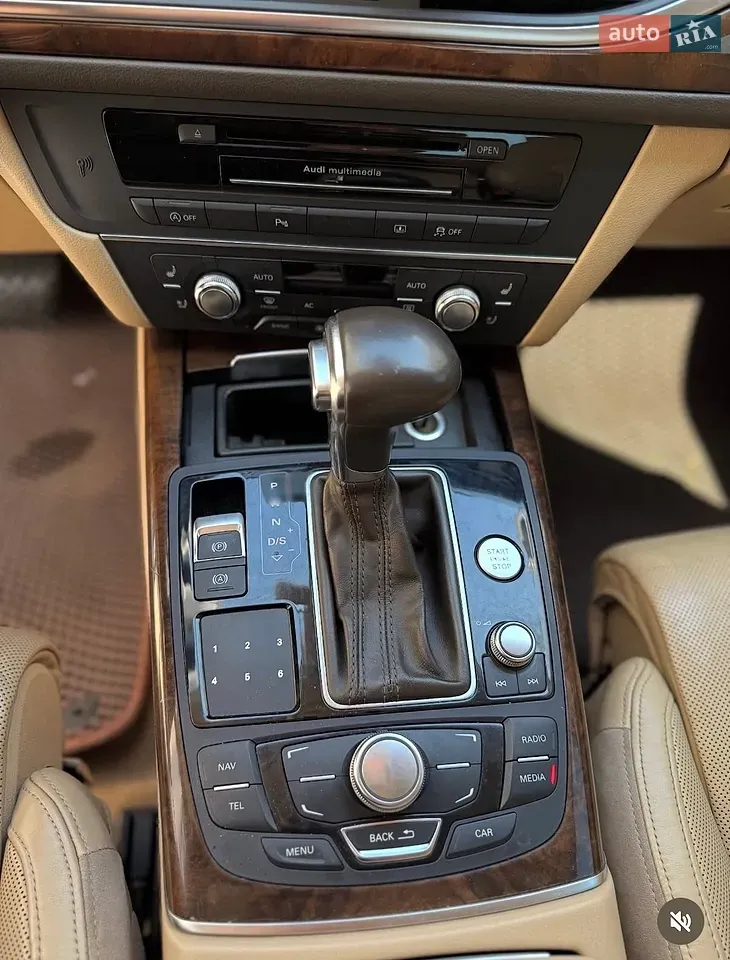 Audi A6 2011 photo 4