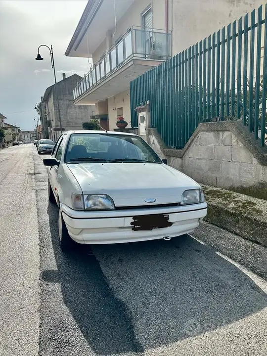 Ford Fiesta 1995 photo 3