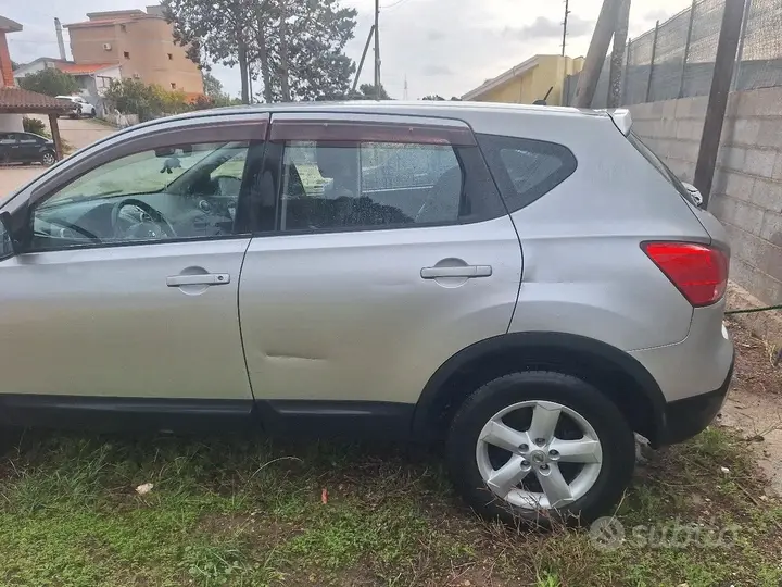 Nissan Qashqai 2008 photo 4