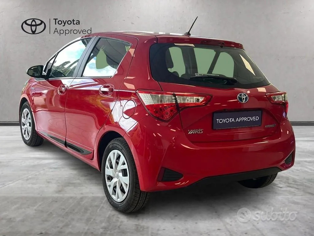 Toyota Yaris 2019 photo 2