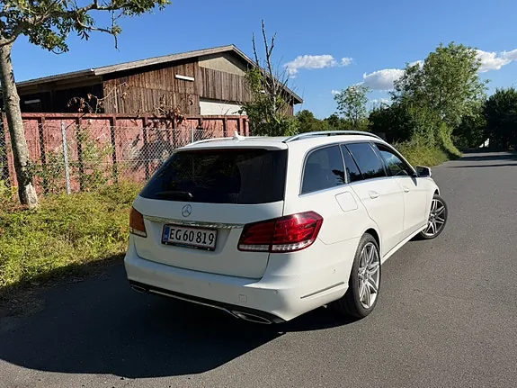 Mercedes-Benz E220 2014 photo 3
