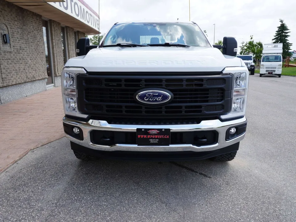 Ford F350 2024 photo 4