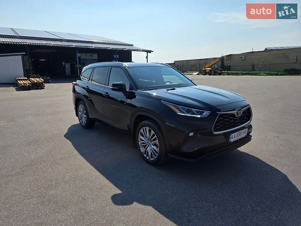Toyota Highlander 2022 photo 3