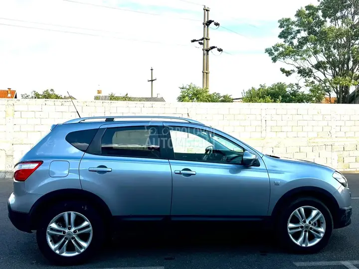 Nissan Qashqai 2010 photo 4