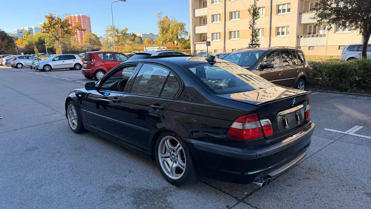 BMW 3 Series 2002 photo 3