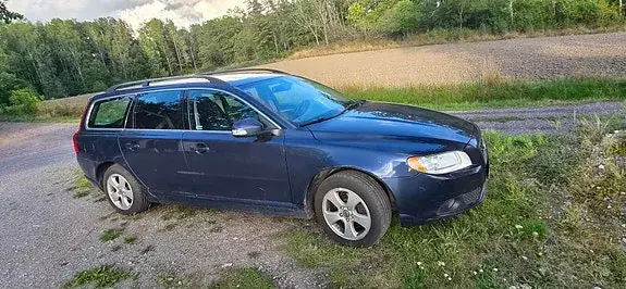 Volvo V70 2010 photo 5