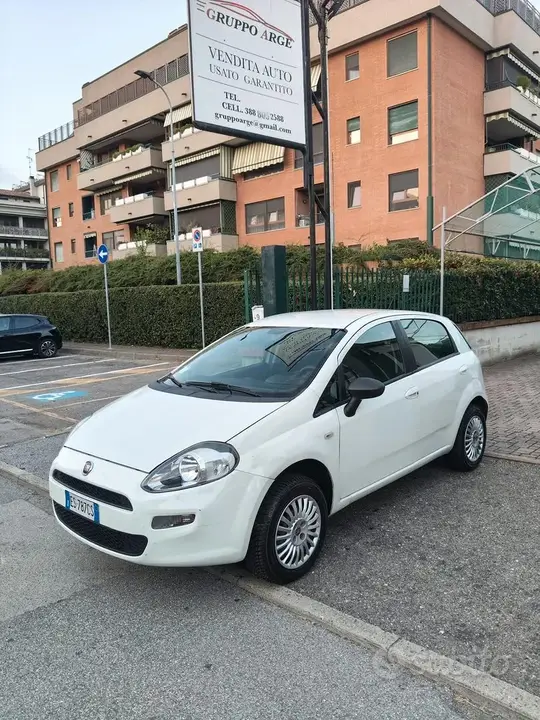 Fiat Punto 2013 photo 3