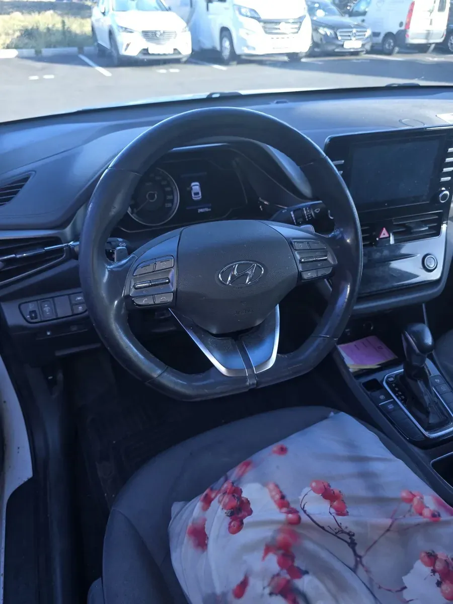 Hyundai Ioniq
