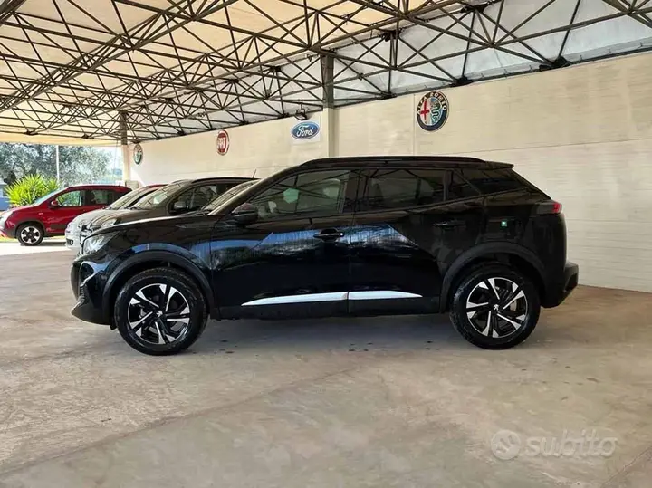 Peugeot 2008 2023 photo 3