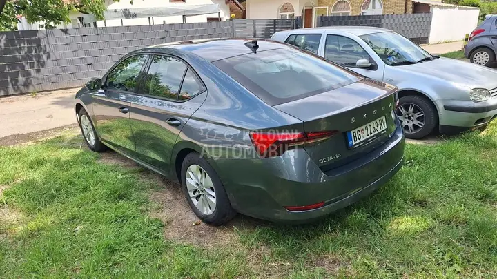Skoda Octavia 2021 photo 5