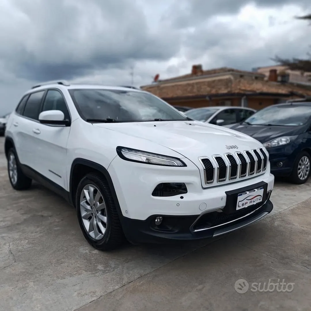 Jeep Cherokee 2014 photo 2