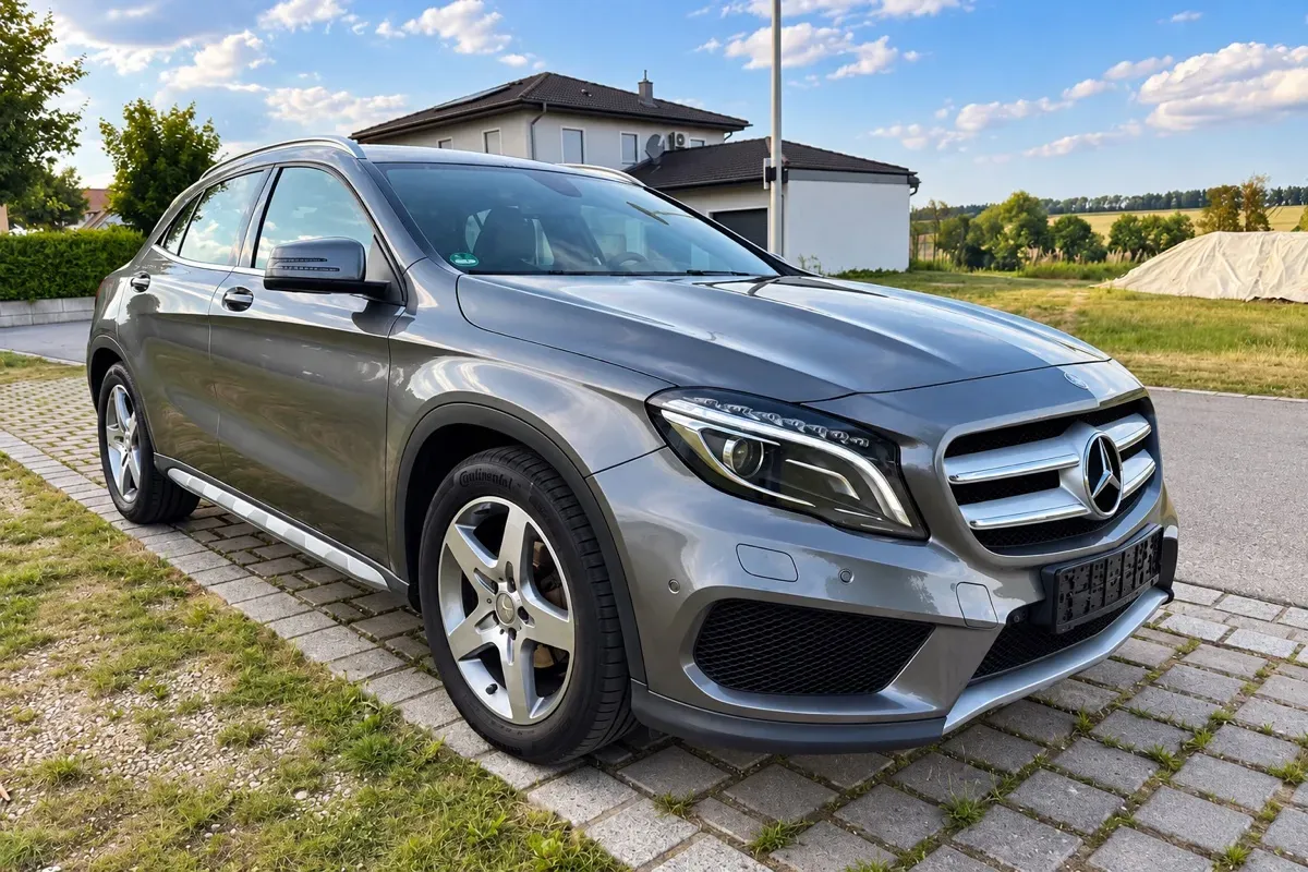 Mercedes-Benz Gla 2016 photo 2
