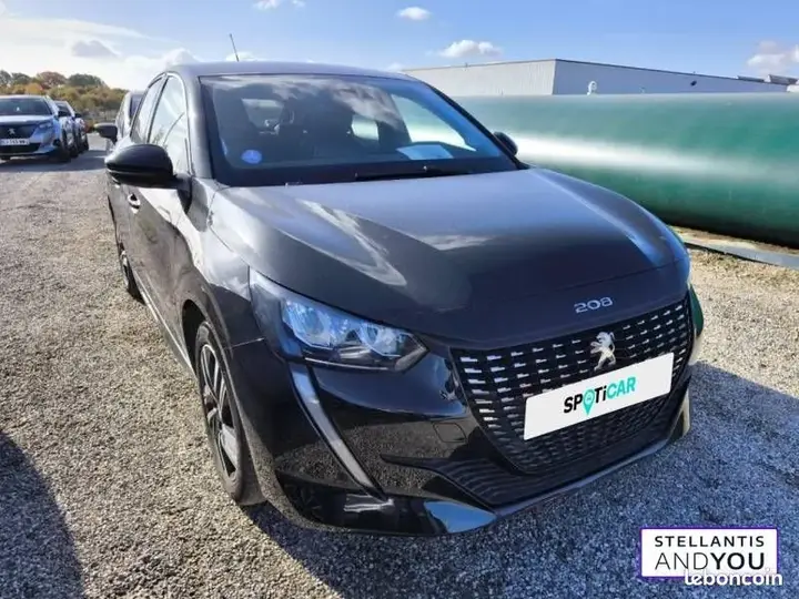 Peugeot 208 2023 photo 4