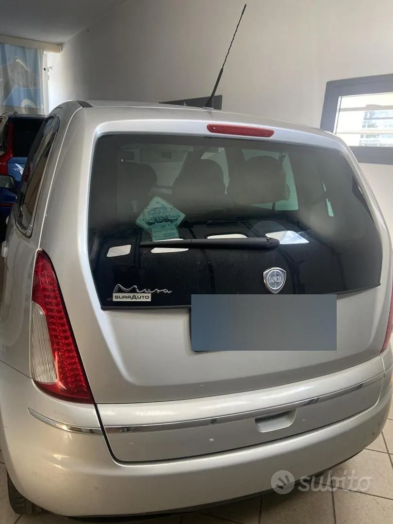 Lancia Musa 2008 photo 4