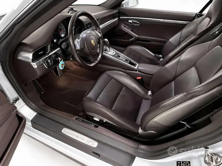Porsche 911 Carrera 2014 photo 5