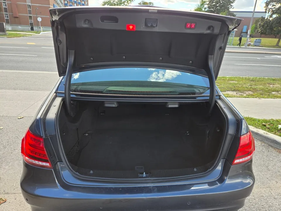 Mercedes-Benz E-Class 2014 photo 4