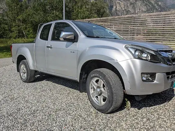 Isuzu D-Max 2013 photo 5