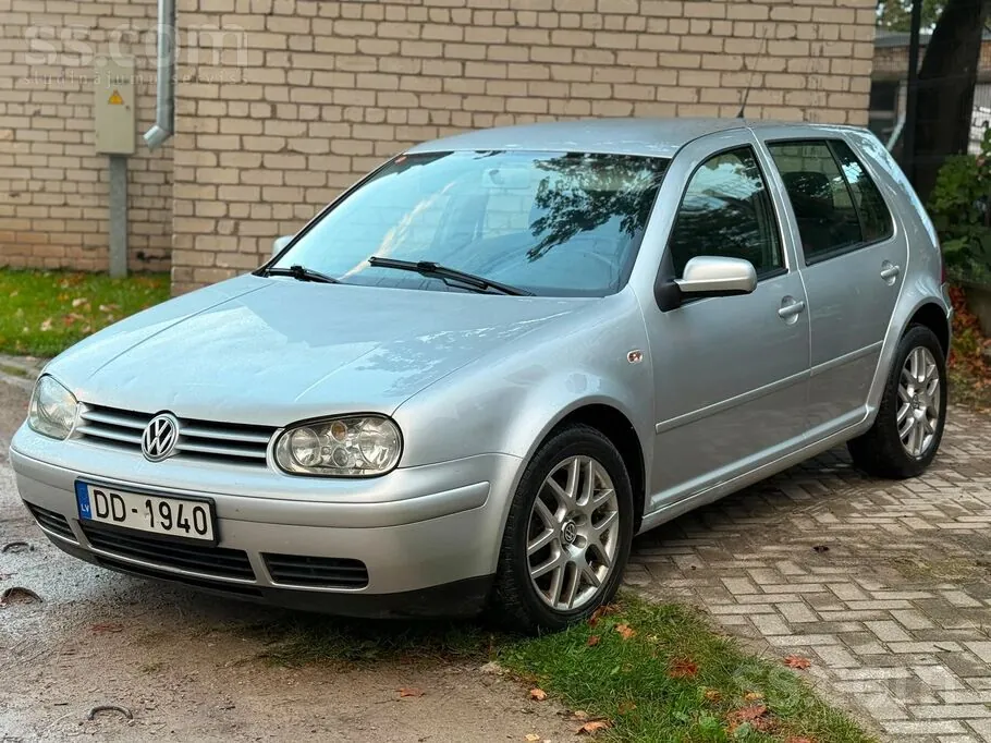 Volkswagen Golf 2002 photo 2