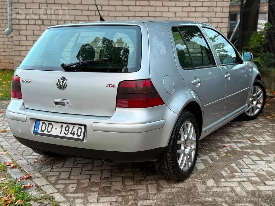 Volkswagen Golf 2002 photo 5