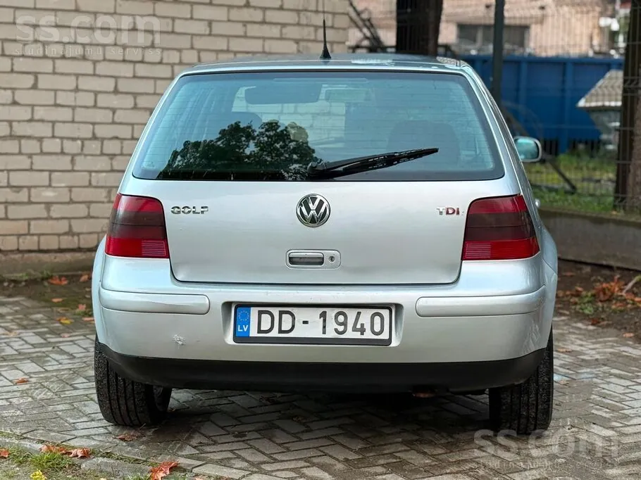 Volkswagen Golf 2002 photo 4