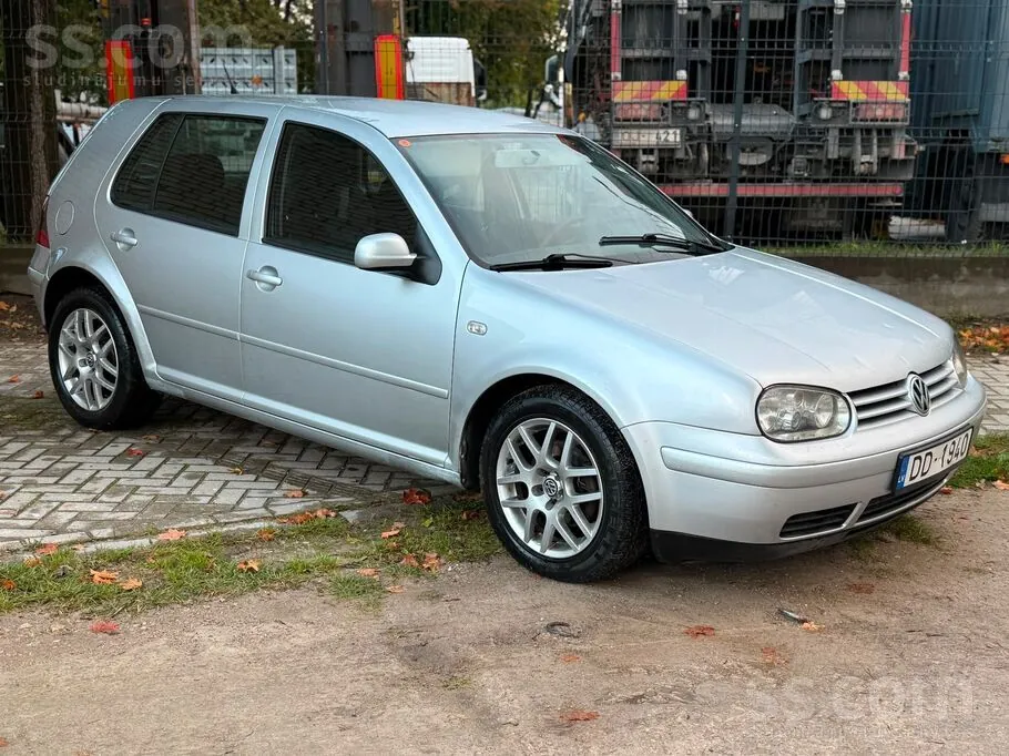 Volkswagen Golf 2002 photo 3