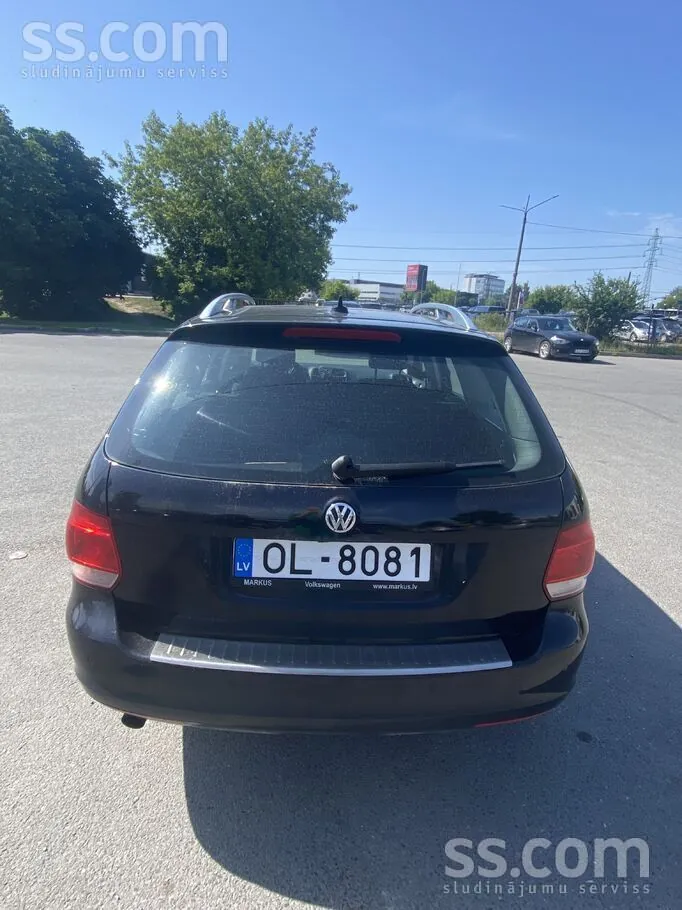 Volkswagen Golf 2011 photo 4