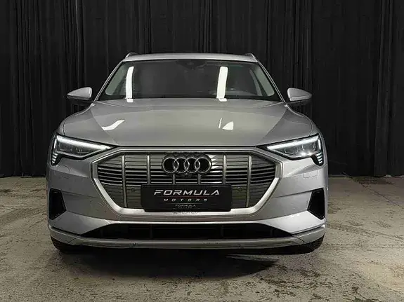 Audi E-Tron 2020 photo 2