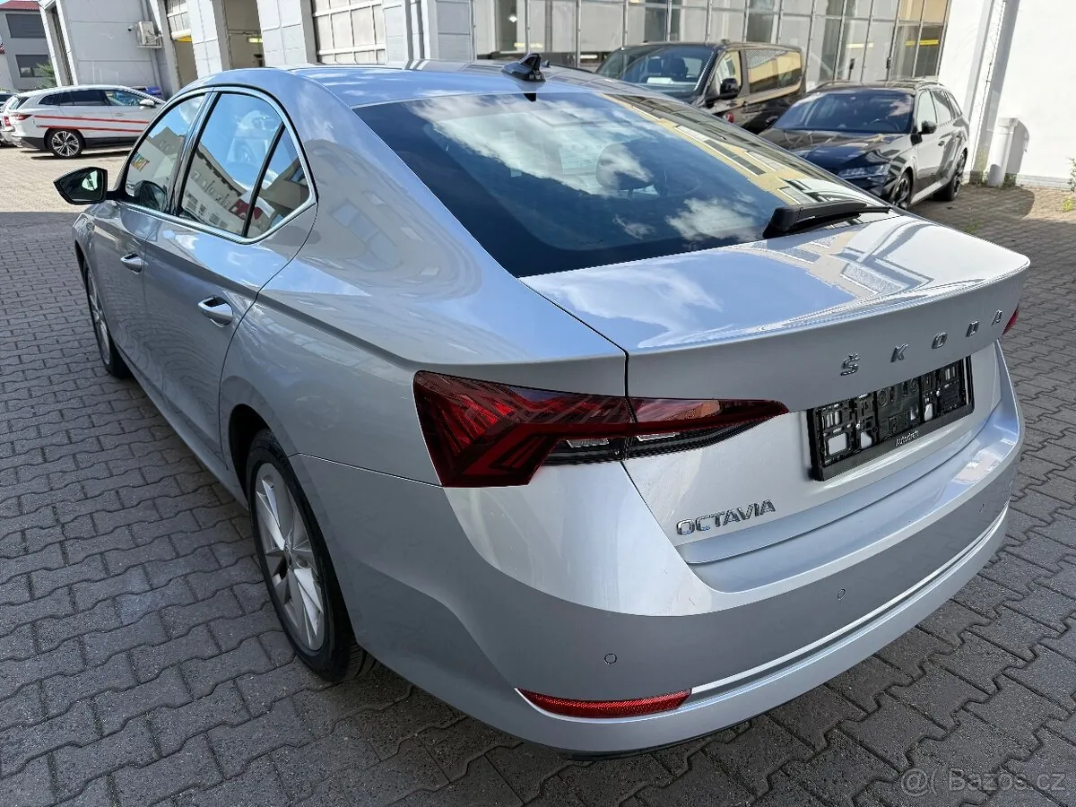 Skoda Octavia 2022 photo 4