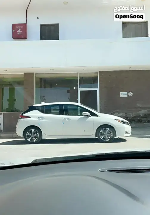 Nissan Leaf 2019 photo 2