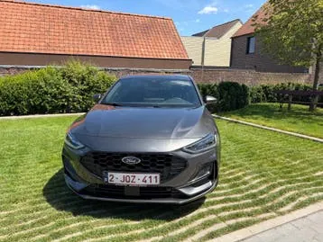 Ford Focus 2026 photo 2