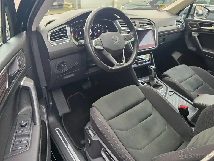 Volkswagen Tiguan Allspace 2023 photo 5