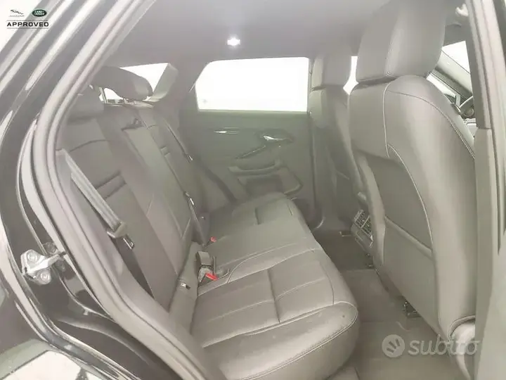 Land Rover Evoque 2025 photo 5