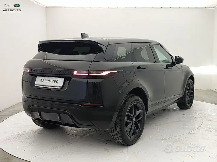 Land Rover Evoque 2025 photo 2