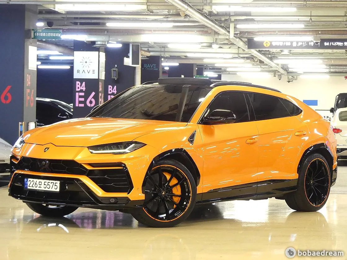Lamborghini Urus 2021 photo 2
