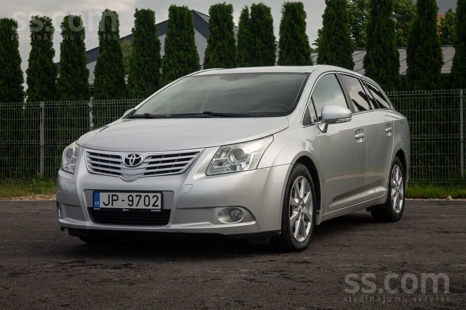 Toyota Avensis 2010 photo 3