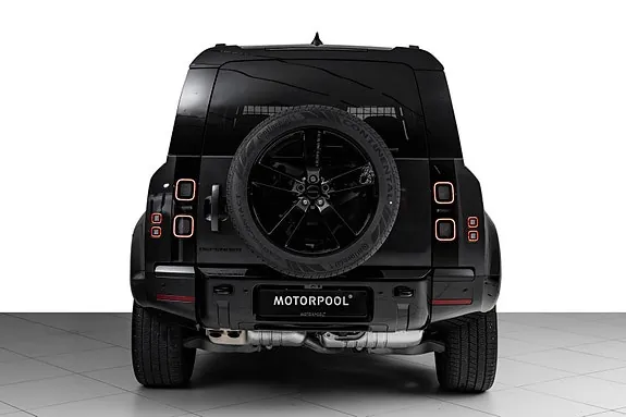 Land Rover Defender 110 2026 photo 5