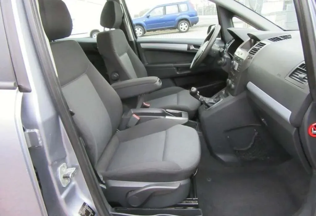 Opel Zafira 2007 photo 3