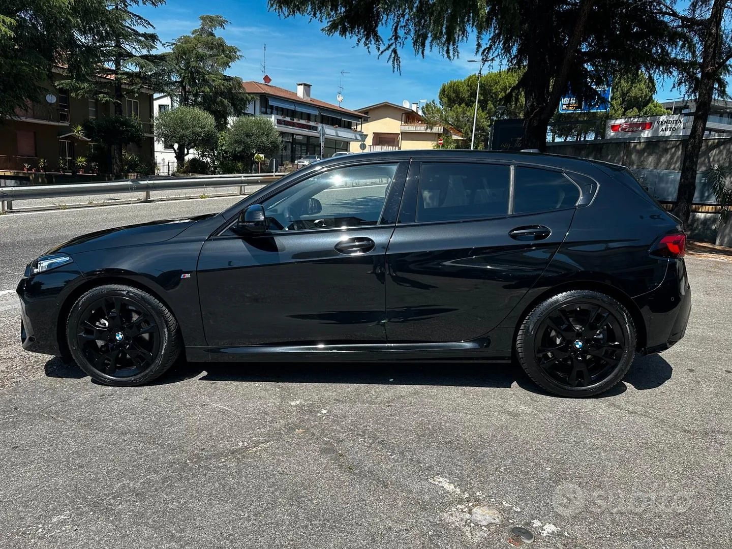 BMW 1 Series 2025 photo 5