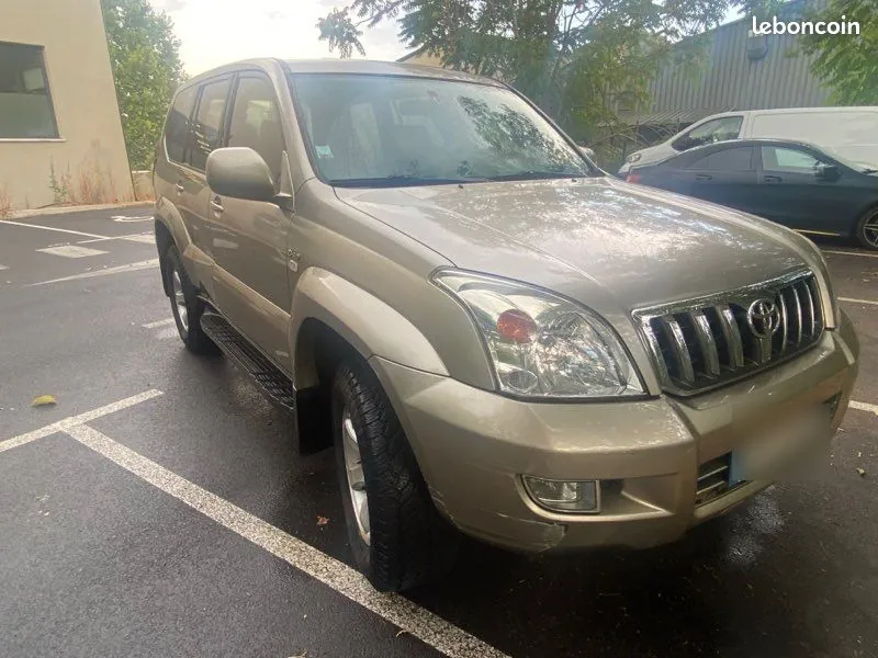 Toyota Land Cruiser