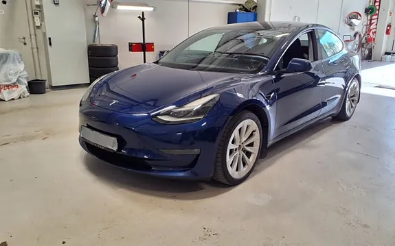 Tesla Model 3 2021 photo 4