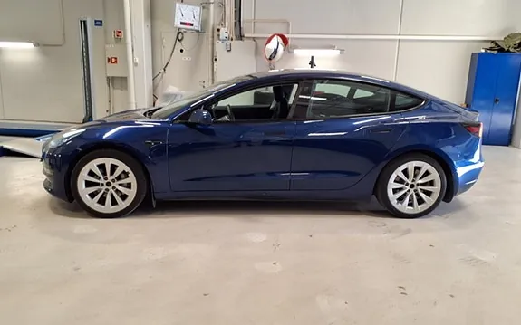 Tesla Model 3 2021 photo 5